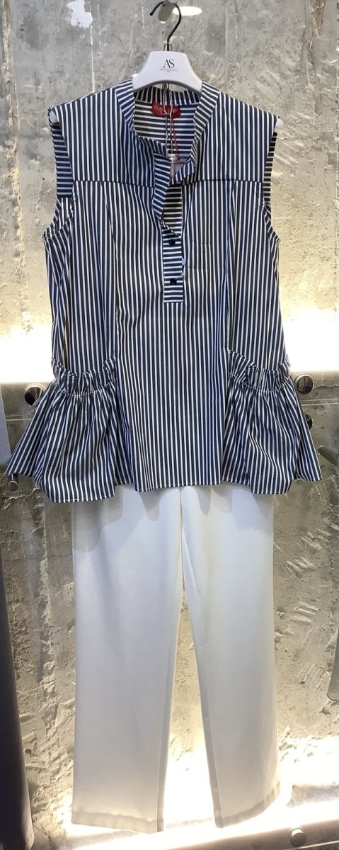 画像1: 新入荷　オシャレなデザインのボーダーブラウス (1)