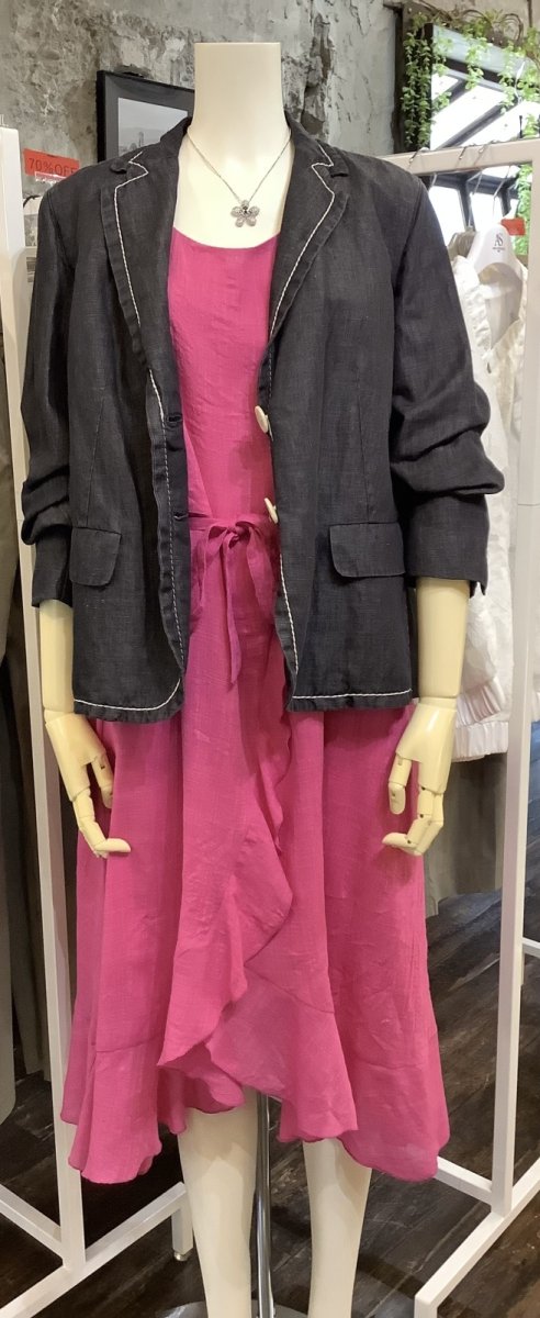 画像2: 新入荷　秋まで着れるエレガントワンピース。ジャケット合わせもオシャレにコーディネート。 (2)