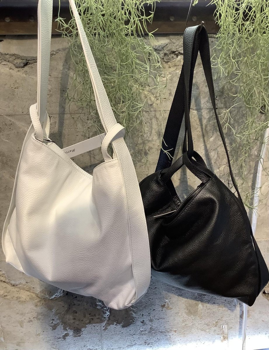 画像1: バッグI🇮🇹 やわらかレザーで簡単に2way 便利なショルダー＆リュック (1)